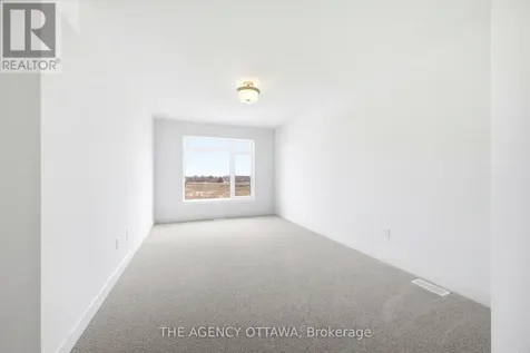 1132 Spoor Street Ottawa ON K2K 1X7
