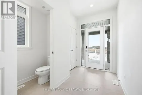 1132 Spoor Street Ottawa ON K2K 1X7