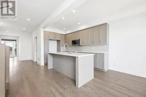 1132 Spoor Street Ottawa ON K2K 1X7