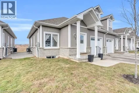 744 Nelson Street West Port Dover ON N0A 1N0