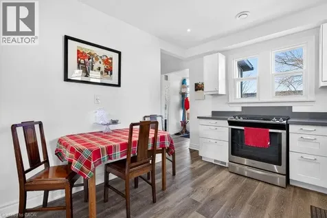 710 Rennie Street Hamilton ON L8H 3R2