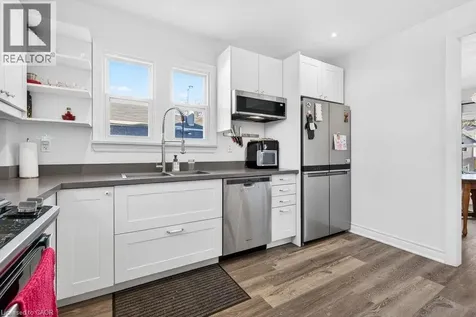 710 Rennie Street Hamilton ON L8H 3R2