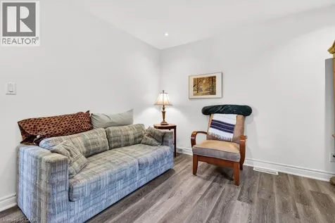 710 Rennie Street Hamilton ON L8H 3R2