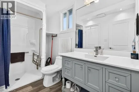 710 Rennie Street Hamilton ON L8H 3R2