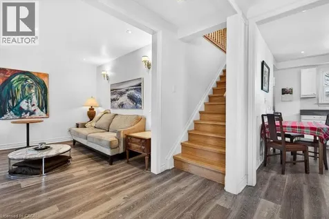 710 Rennie Street Hamilton ON L8H 3R2
