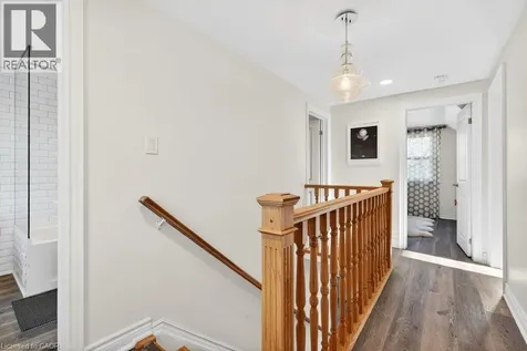 710 Rennie Street Hamilton ON L8H 3R2