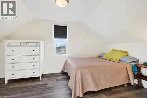 710 Rennie Street Hamilton ON L8H 3R2