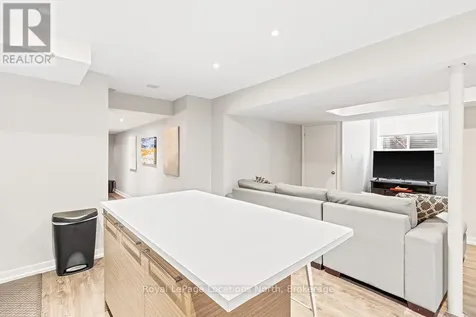 103 Garbutt Crescent Collingwood ON L9Y 0H5