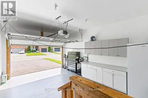103 Garbutt Crescent Collingwood ON L9Y 0H5
