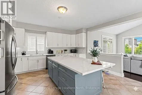 103 Garbutt Crescent Collingwood ON L9Y 0H5