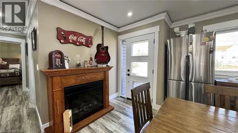 813 Seacliff Drive Kingsville ON N9Y 2L3