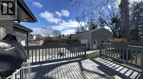 813 Seacliff Drive Kingsville ON N9Y 2L3