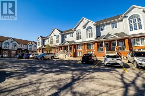 389 Wiffen Private Ottawa ON K2H 1G4