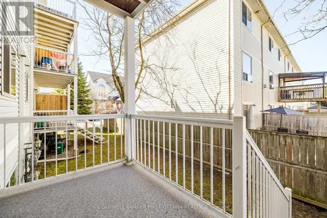 389 Wiffen Private Ottawa ON K2H 1G4