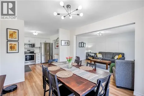 61 Kendrick Court Ancaster ON L9G 5A5
