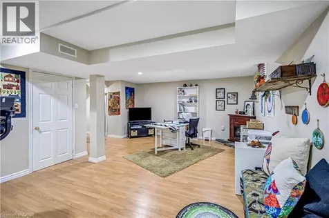 61 Kendrick Court Ancaster ON L9G 5A5