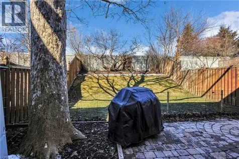 61 Kendrick Court Ancaster ON L9G 5A5