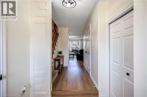 61 Kendrick Court Ancaster ON L9G 5A5