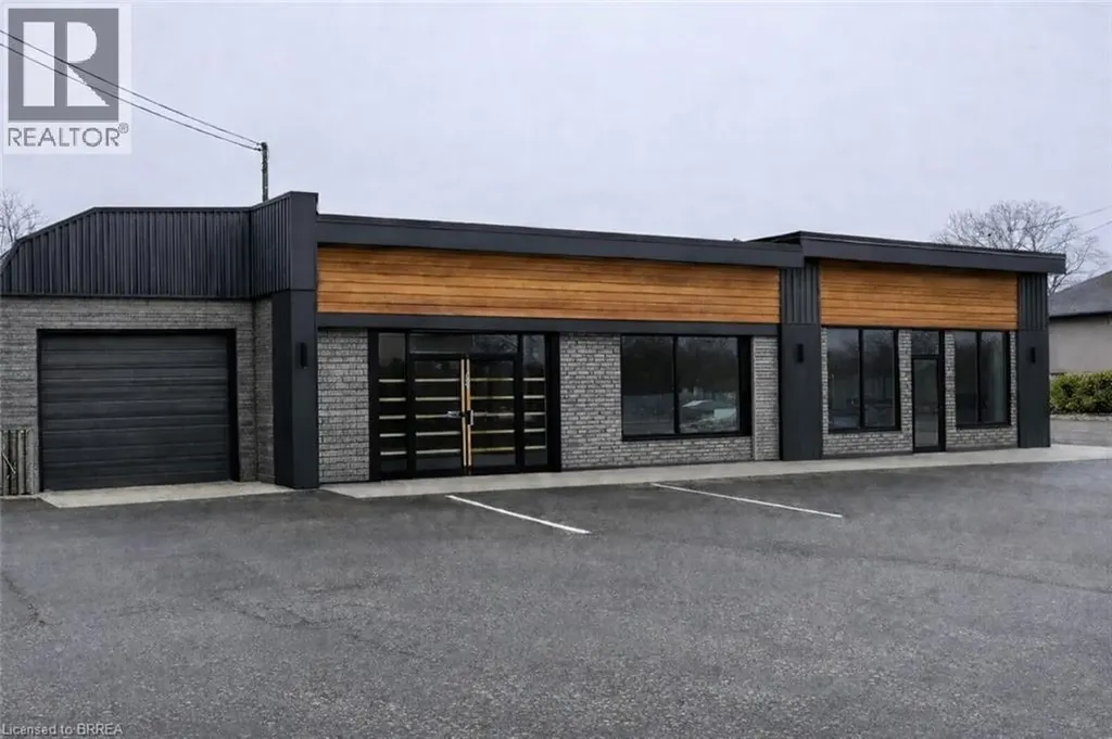 164 Charing Cross Street Brantford ON N3R 2J4