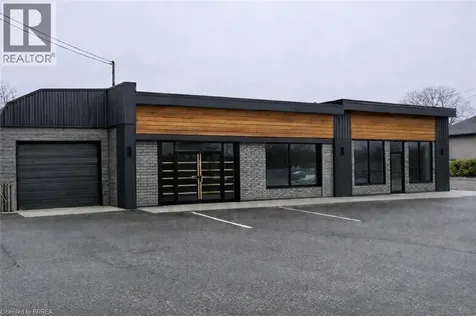 164 Charing Cross Street Brantford ON N3R 2J4