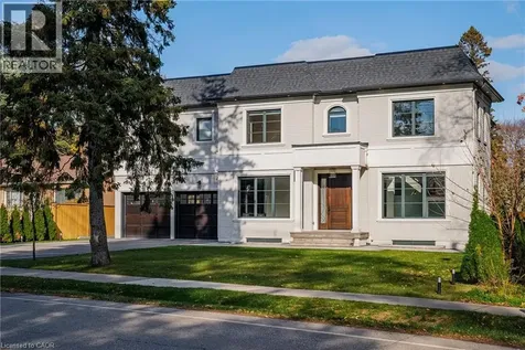 481 Chartwell Road Oakville ON L6J 4A6