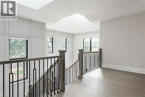 481 Chartwell Road Oakville ON L6J 4A6