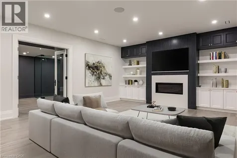 481 Chartwell Road Oakville ON L6J 4A6