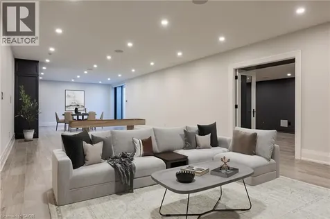 481 Chartwell Road Oakville ON L6J 4A6