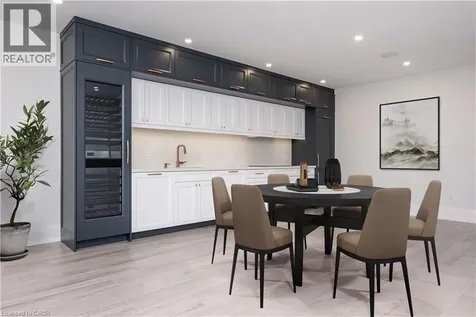 481 Chartwell Road Oakville ON L6J 4A6