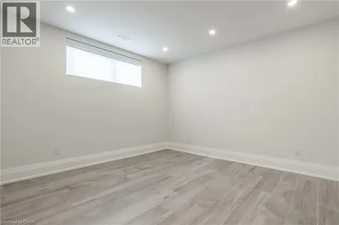 481 Chartwell Road Oakville ON L6J 4A6