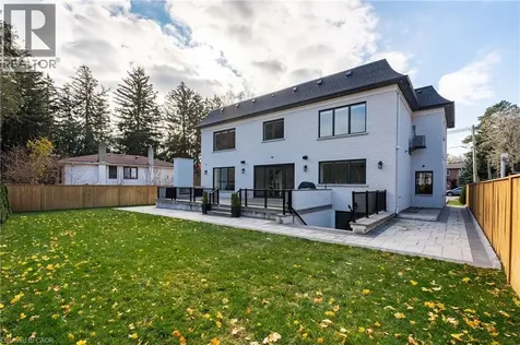 481 Chartwell Road Oakville ON L6J 4A6