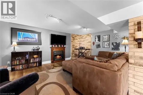 26 Shadyridge Place Kitchener ON N2N 3J1