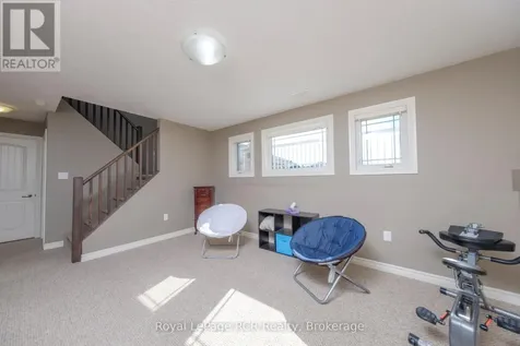 54 Lakefield Drive Kincardine ON N2Z 0C9