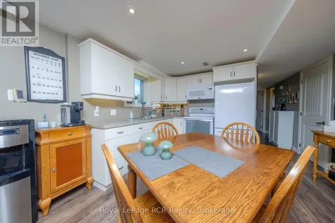 54 Lakefield Drive Kincardine ON N2Z 0C9