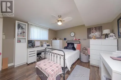 54 Lakefield Drive Kincardine ON N2Z 0C9