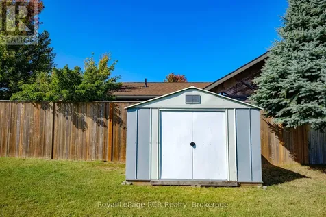54 Lakefield Drive Kincardine ON N2Z 0C9