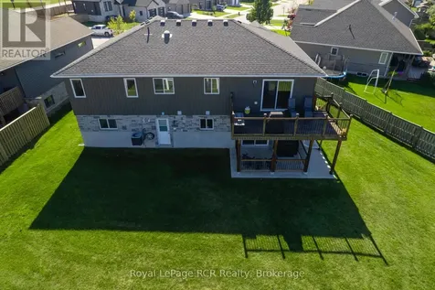 54 Lakefield Drive Kincardine ON N2Z 0C9