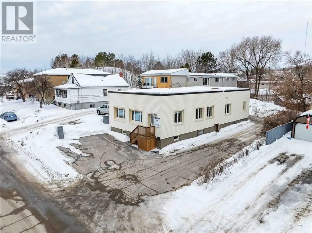 667 St Clair Street Greater Sudbury ON P3E 4G9