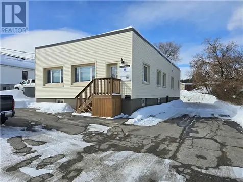 667 St Clair Street Greater Sudbury ON P3E 4G9