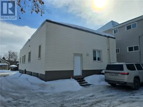 667 St Clair Street Greater Sudbury ON P3E 4G9