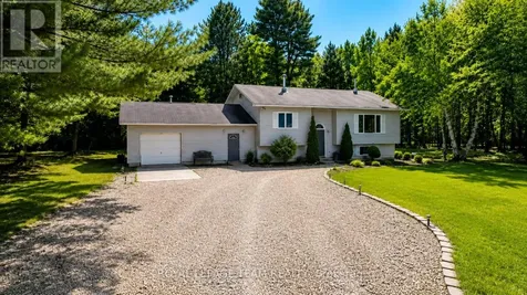 1855 Old Barry's Bay Road South Madawaska Valley ON K0B 1K0