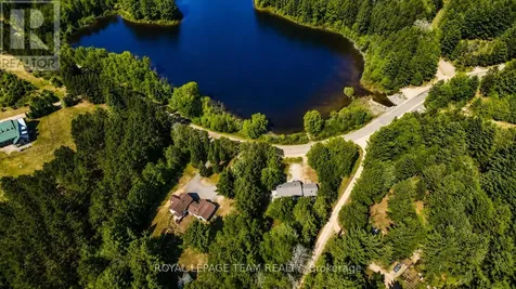 1855 Old Barry's Bay Road South Madawaska Valley ON K0B 1K0