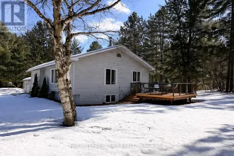1855 Old Barry's Bay Road South Madawaska Valley ON K0B 1K0