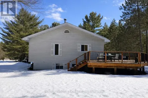 1855 Old Barry's Bay Road South Madawaska Valley ON K0B 1K0