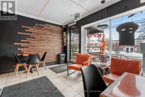 293 Street Laurent Boulevard Ottawa ON K1K 2Z3