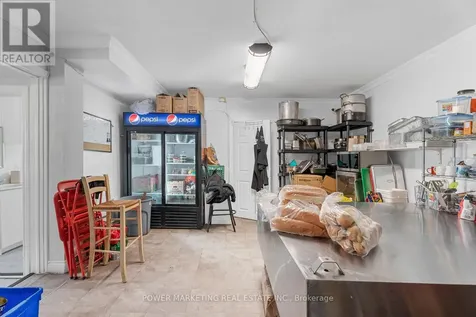 293 Street Laurent Boulevard Ottawa ON K1K 2Z3