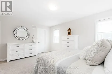 37 Shipley Avenue Collingwood ON L9Y 5M6
