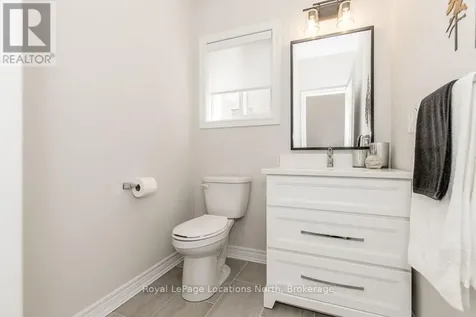 37 Shipley Avenue Collingwood ON L9Y 5M6