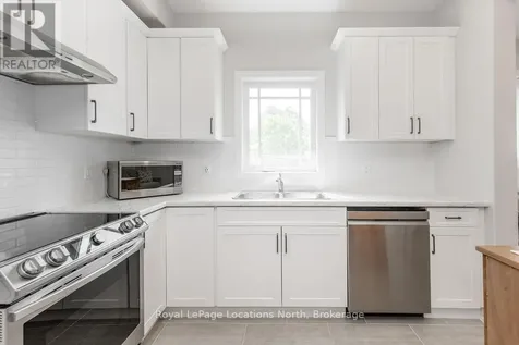 37 Shipley Avenue Collingwood ON L9Y 5M6