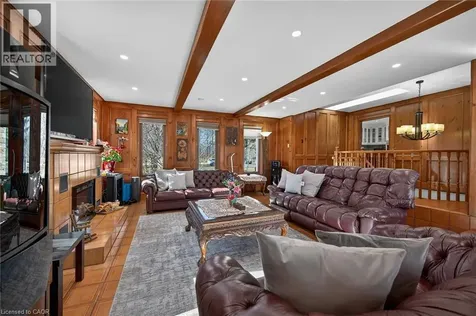233 Green Mountain Road East Stoney Creek ON L8J 2Z5